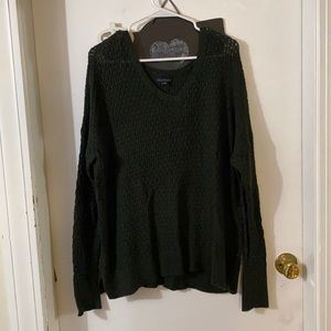 L green knit sweater